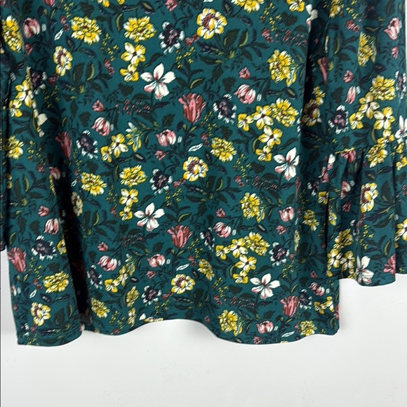 Zac & Rachel Green Floral 3/4 Ruffle Sleeve Boxy Blouse Size Large - Picture 6 of 9
